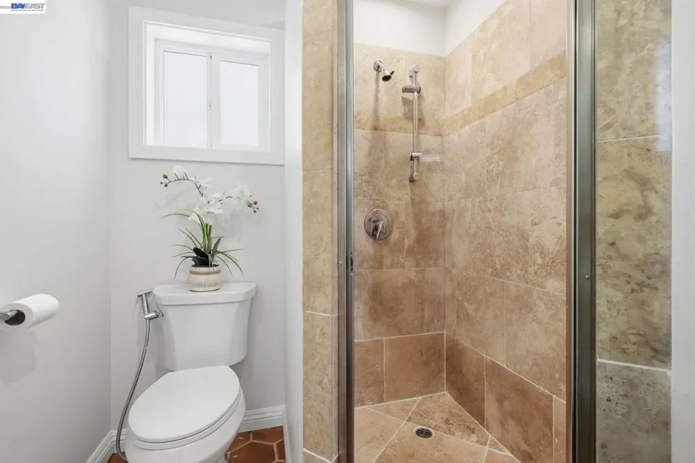 30 Niantic Ave San Francisco, CA 94132