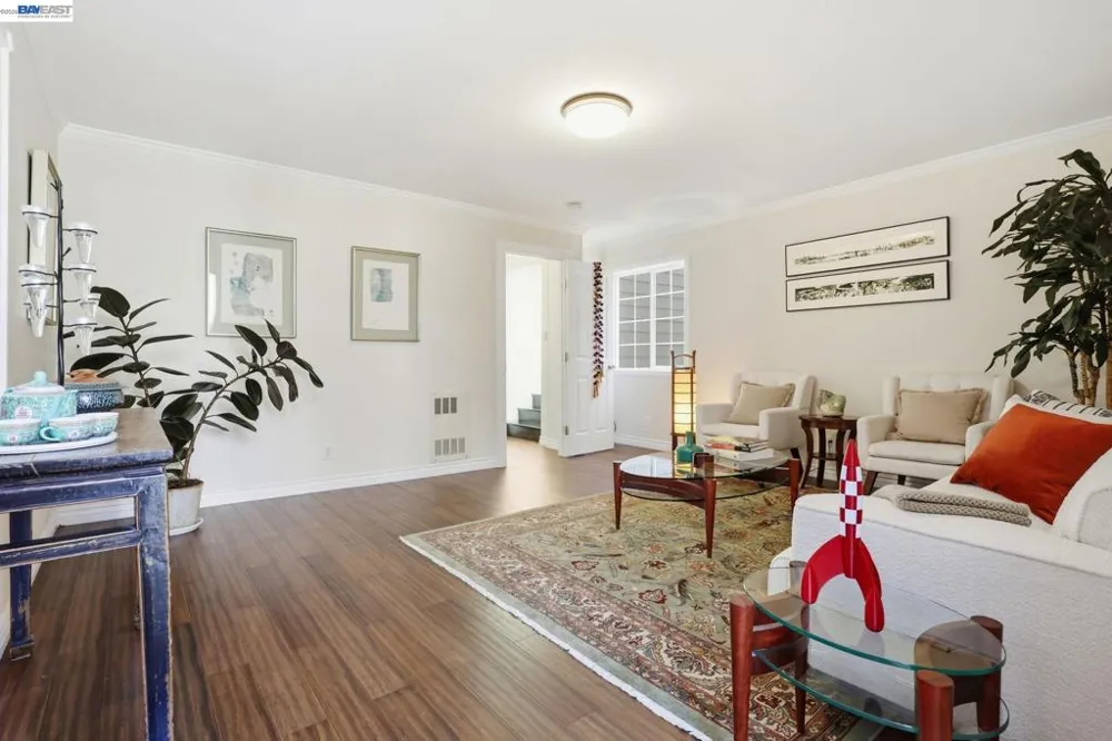 30 Niantic Ave San Francisco, CA 94132