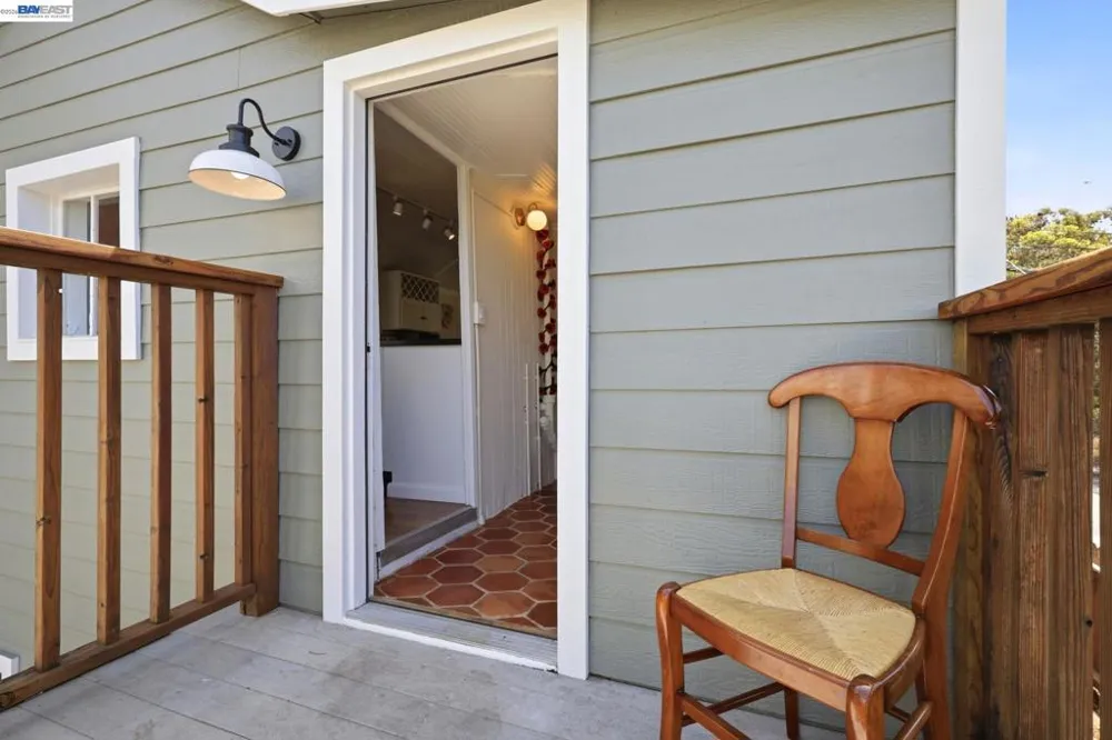 30 Niantic Ave San Francisco, CA 94132