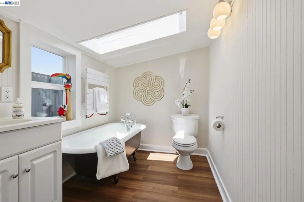 30 Niantic Ave San Francisco, CA 94132