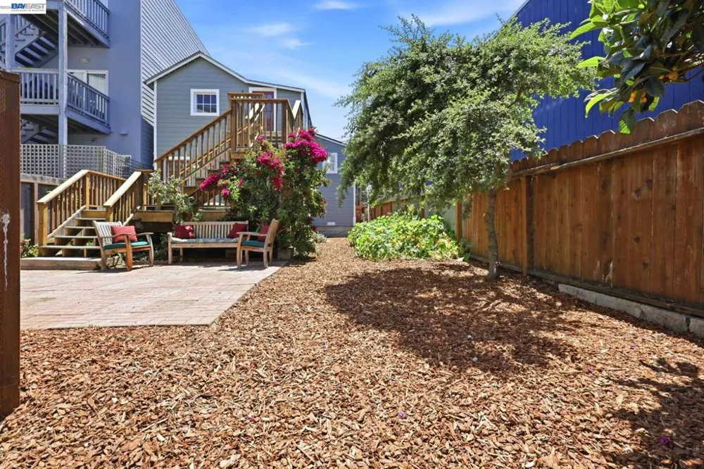30 Niantic Ave San Francisco, CA 94132
