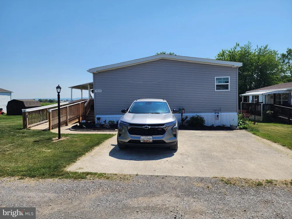 14125 ZINNIA LANE Hagerstown, MD 21742