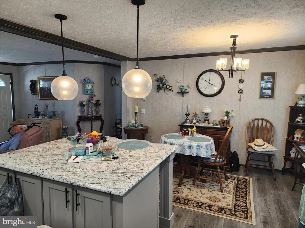 14125 ZINNIA LANE Hagerstown, MD 21742