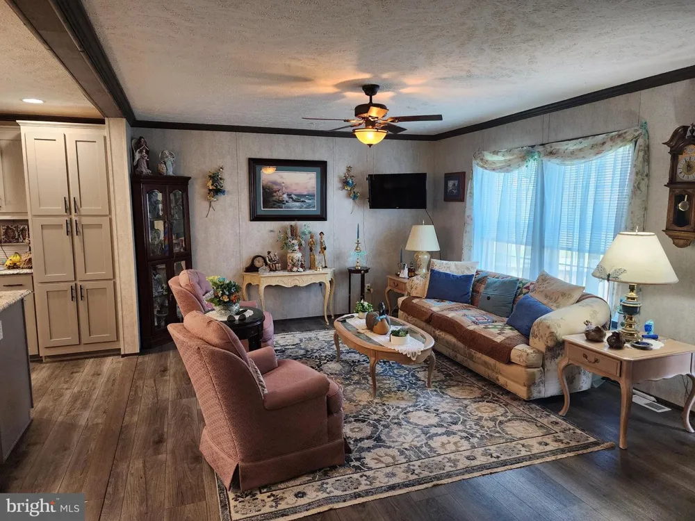 14125 ZINNIA LANE Hagerstown, MD 21742