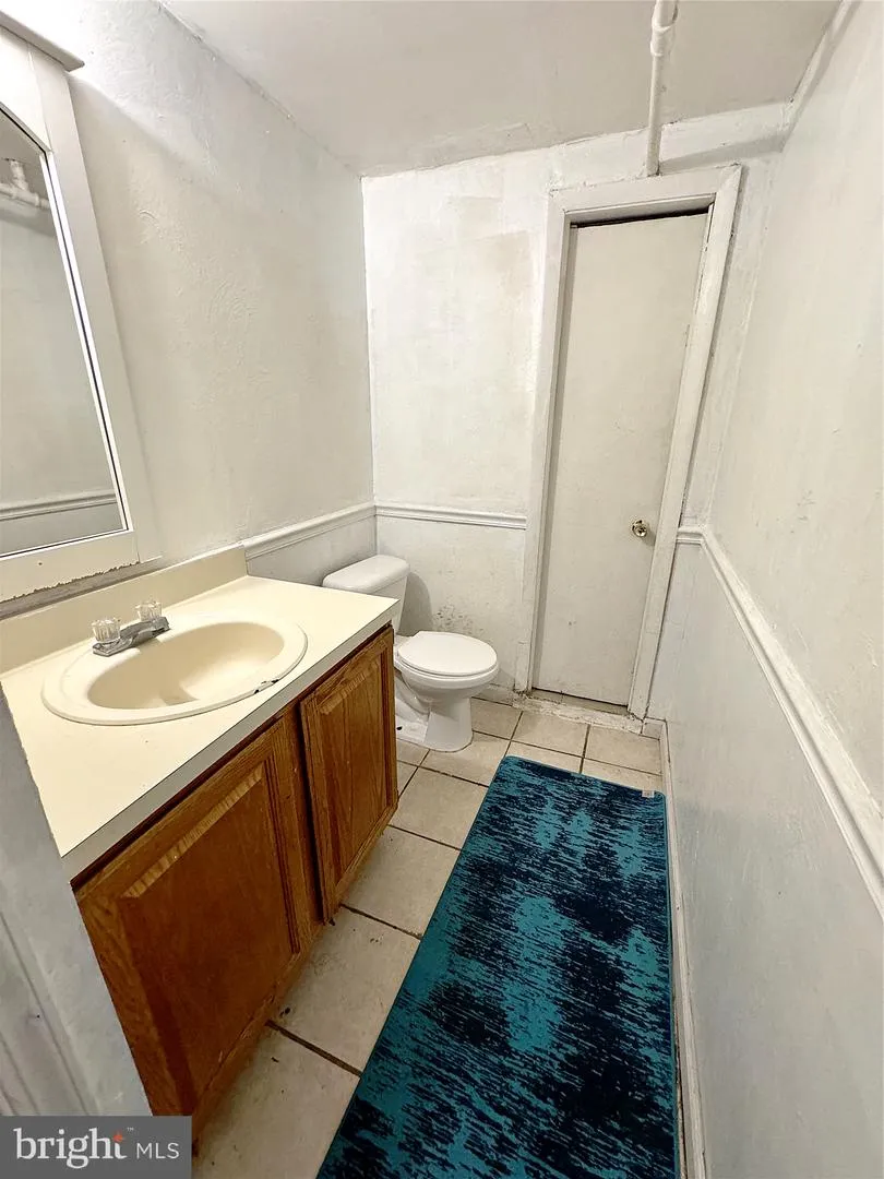 3215 PRINCETON AVENUE Philadelphia, PA 19149