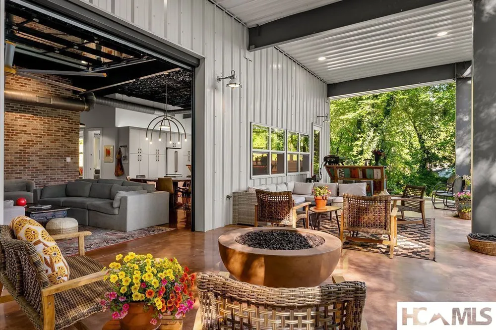 129 Lyle Street Street Franklin, NC 28734