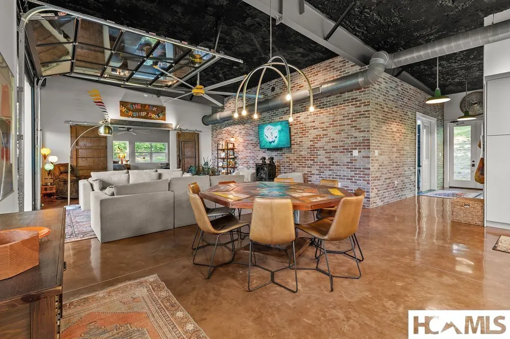 129 Lyle Street Street Franklin, NC 28734