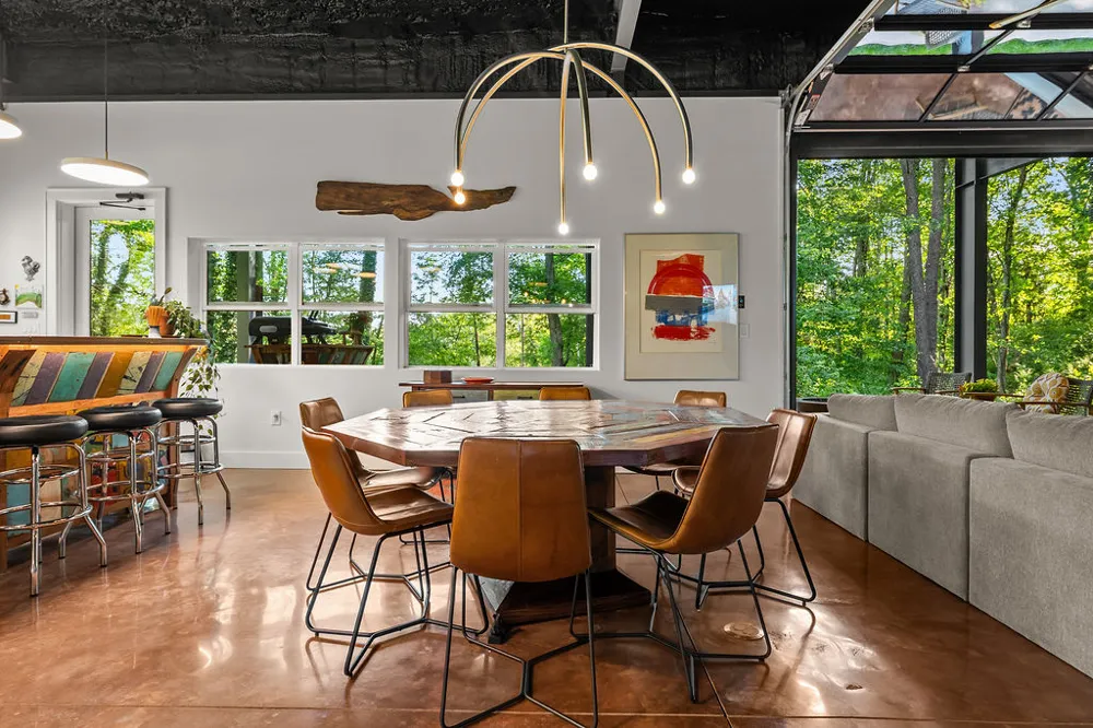129 Lyle Street Street Franklin, NC 28734
