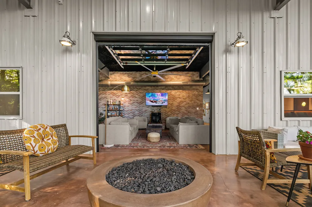129 Lyle Street Street Franklin, NC 28734