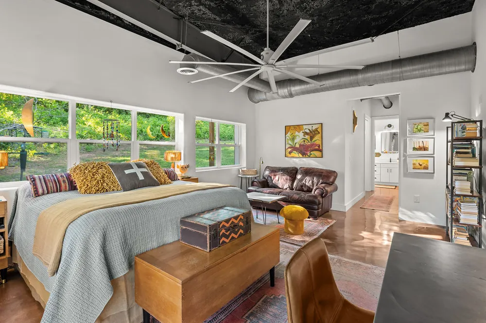 129 Lyle Street Street Franklin, NC 28734