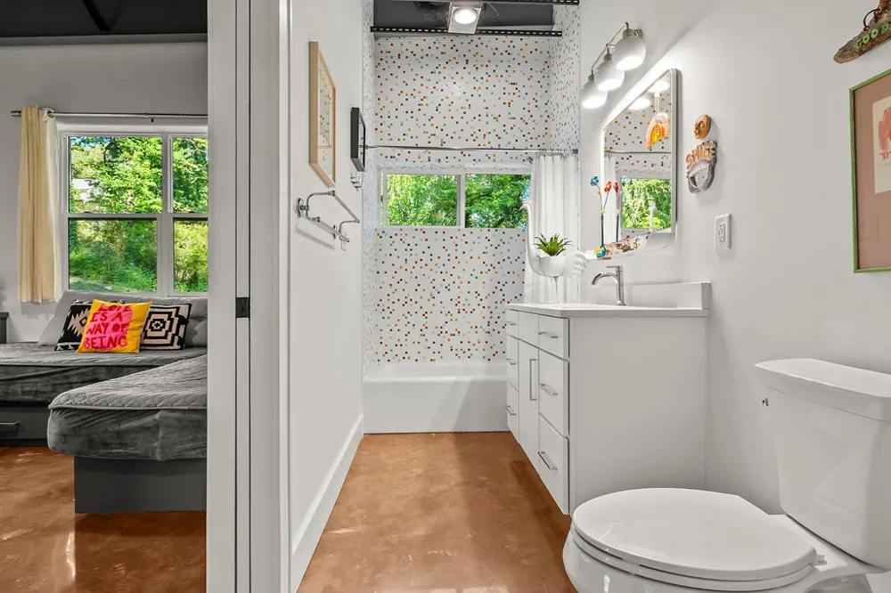 129 Lyle Street Street Franklin, NC 28734