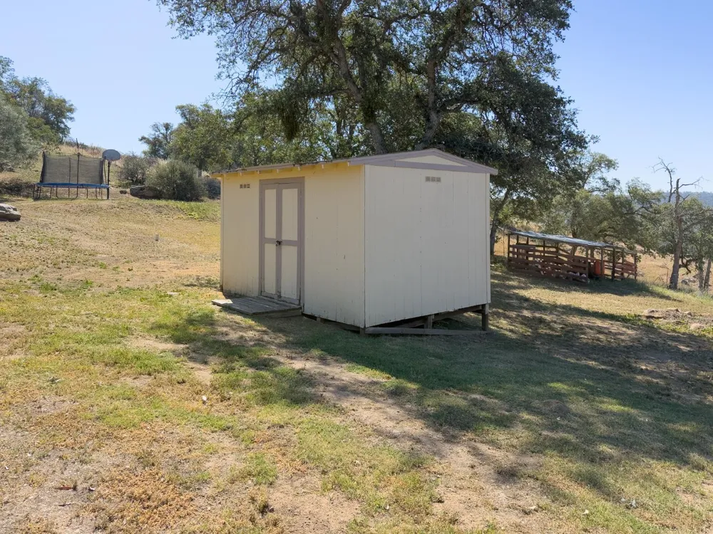 37336 Eagle Drive Raymond, CA 93653