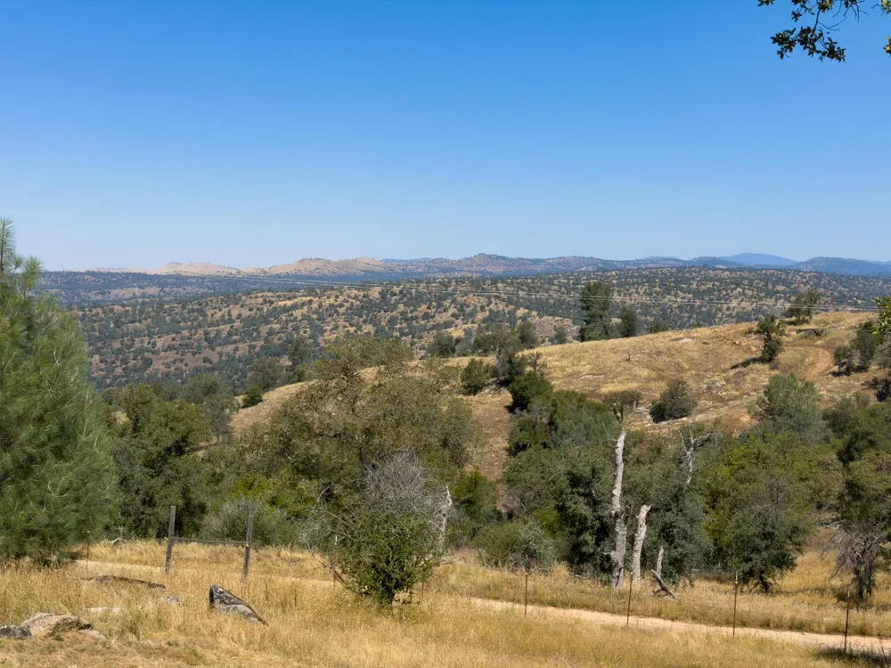 37336 Eagle Drive Raymond, CA 93653