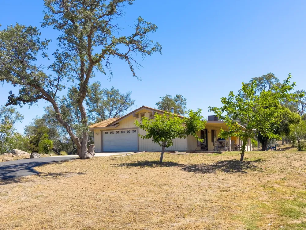 37336 Eagle Drive Raymond, CA 93653