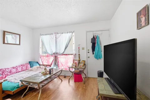 2801 Hemphill Park #A103