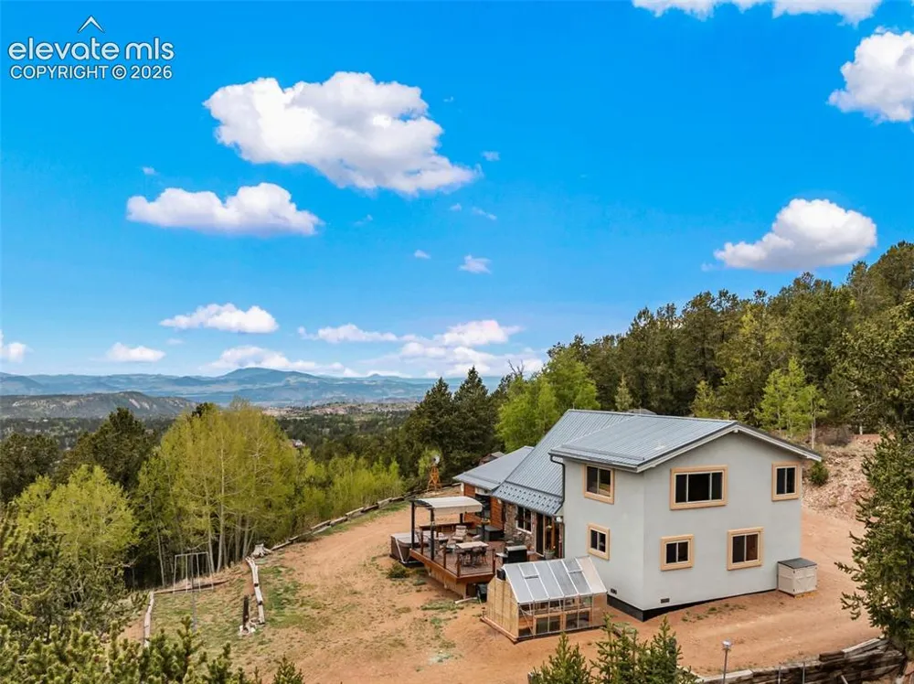 1052 Crown Point Circle Cripple Creek, CO 80813