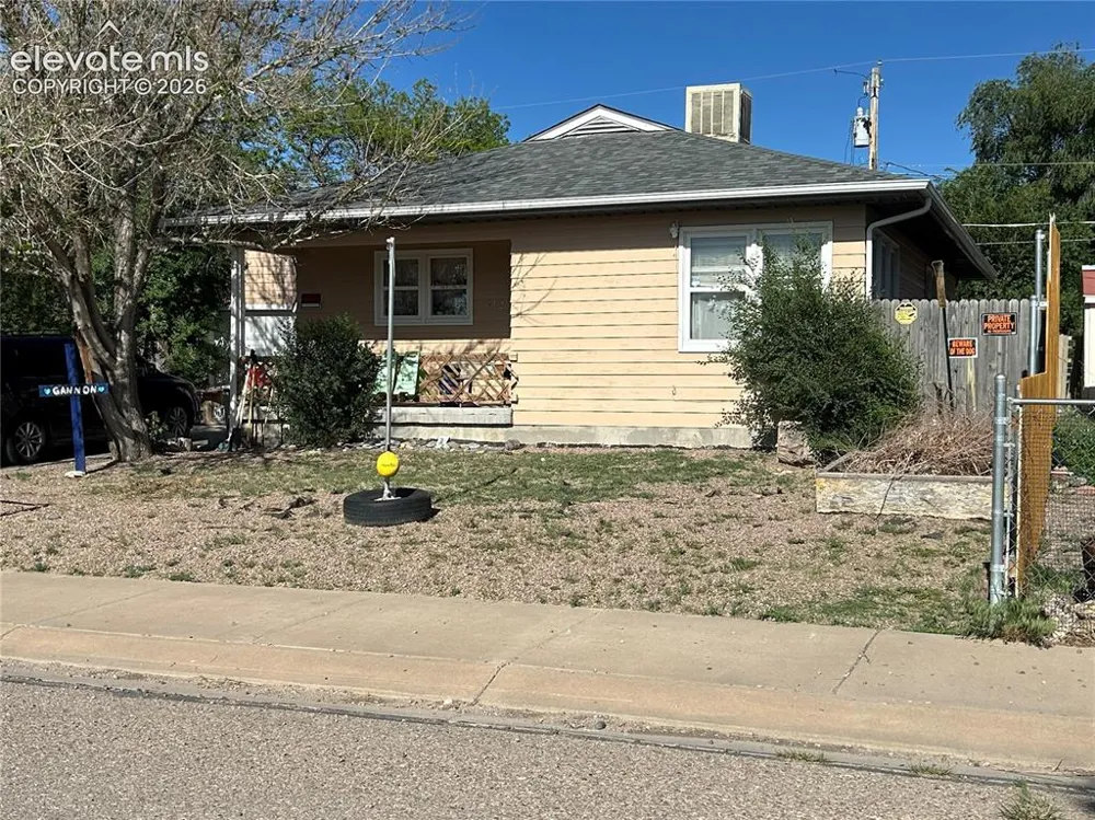 612 Floyd Lane Pueblo, CO 81005
