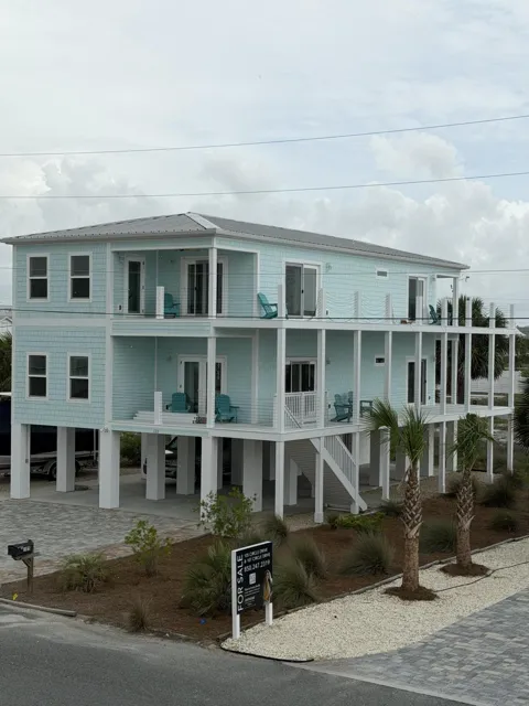 105 Circle Drive