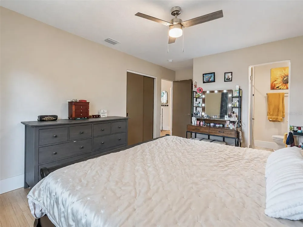 304 E JERSEY STREET Orlando, FL 32806