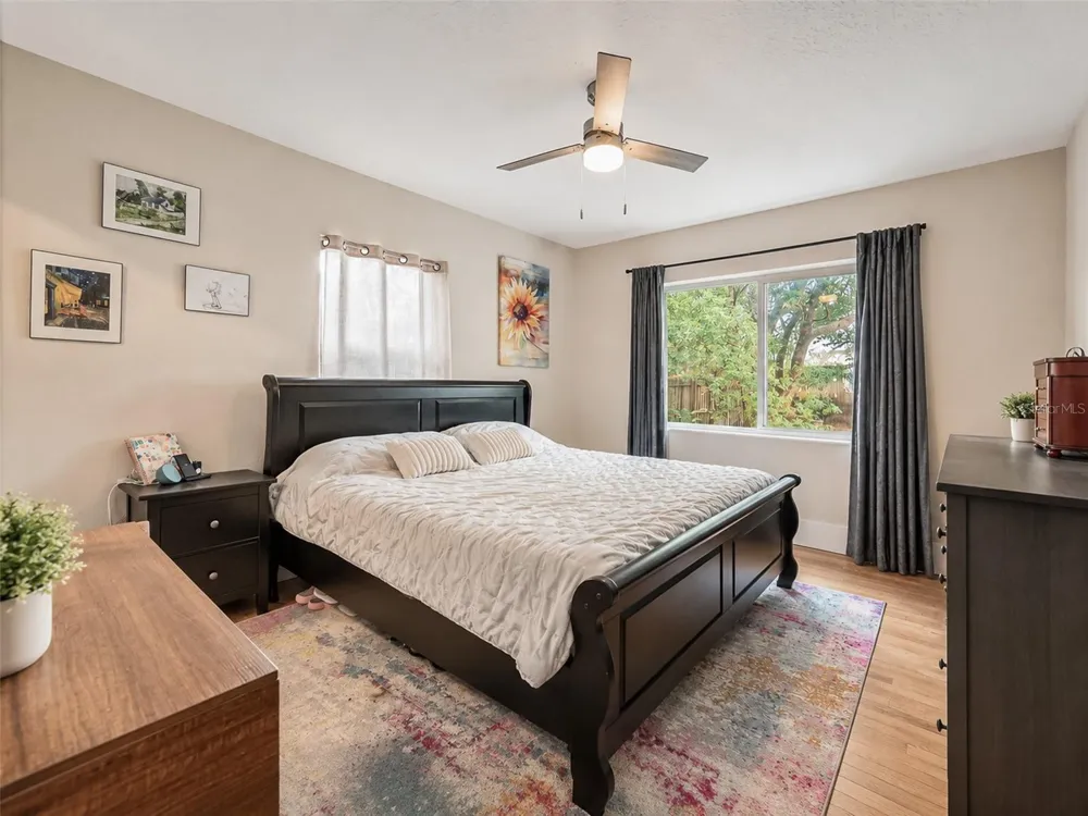 304 E JERSEY STREET Orlando, FL 32806