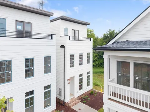774 Trail View Court SW