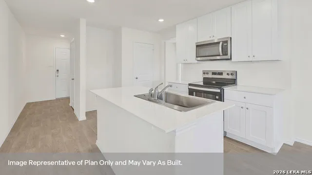 2319 Red Bird Trace Lockhart, TX 78644