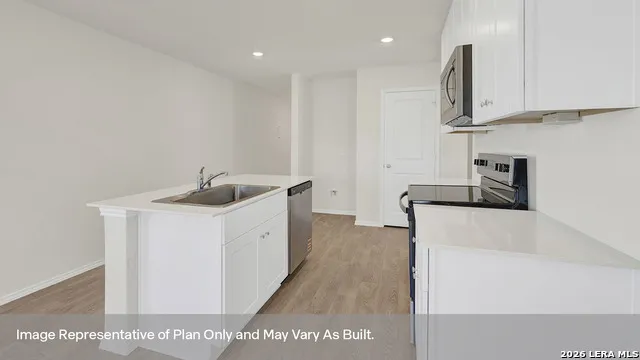 2319 Red Bird Trace Lockhart, TX 78644