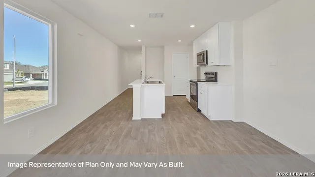 2319 Red Bird Trace Lockhart, TX 78644