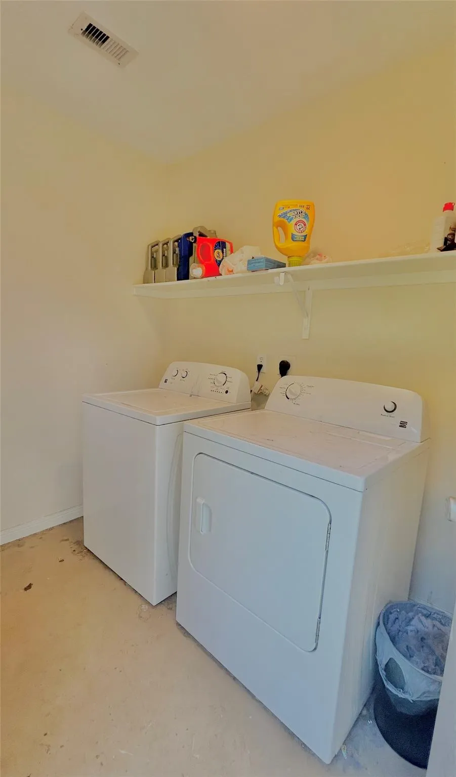 3807 Putnam Drive #A Bacliff, TX 77518
