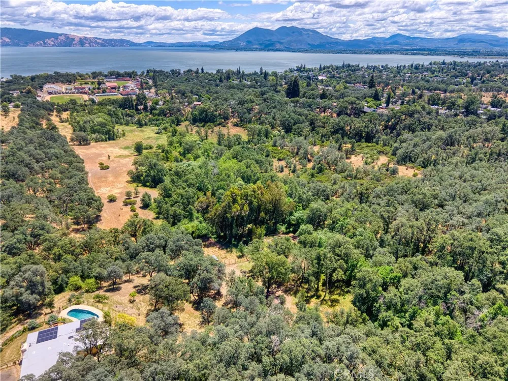 2447 Hartley Street Lakeport, CA 95453