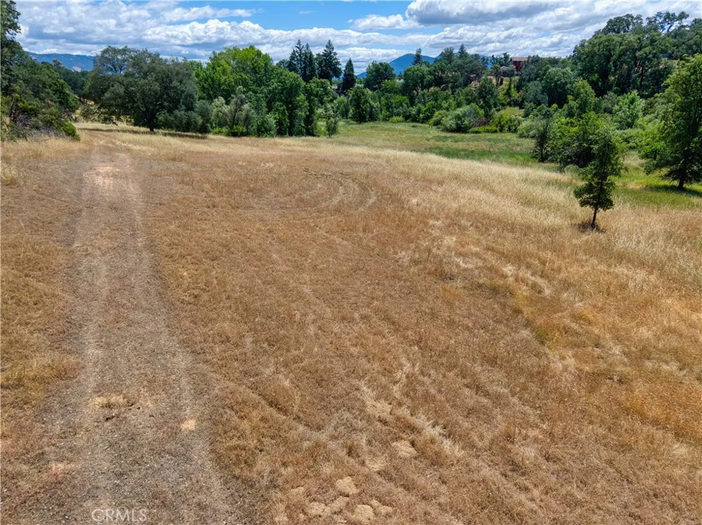 2447 Hartley Street Lakeport, CA 95453