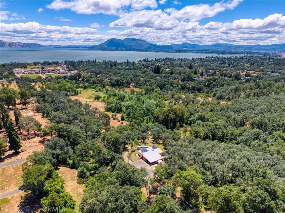 2447 Hartley Street Lakeport, CA 95453