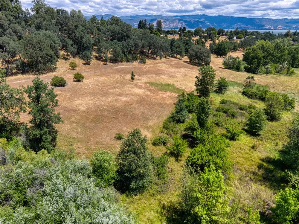 2447 Hartley Street Lakeport, CA 95453