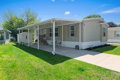 303 Toucan Street