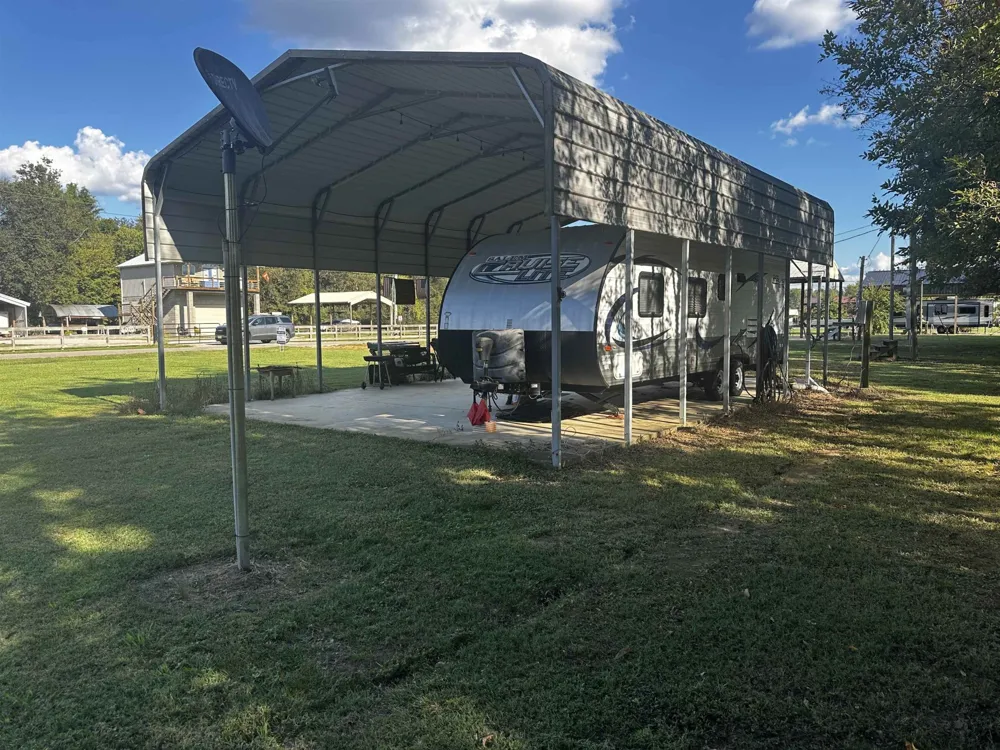 0 CATFISH LN LN Crump, TN 38327