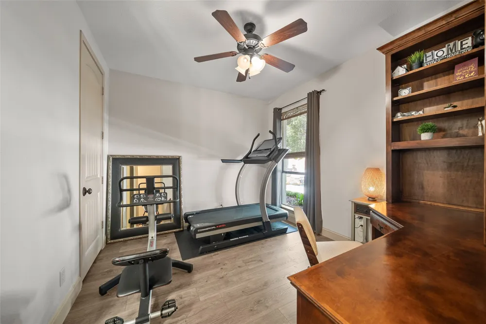 110 Red Oak Drive Krugerville, TX 76227