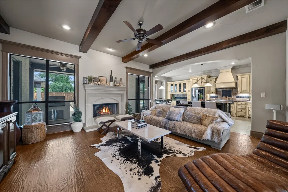 110 Red Oak Drive Krugerville, TX 76227