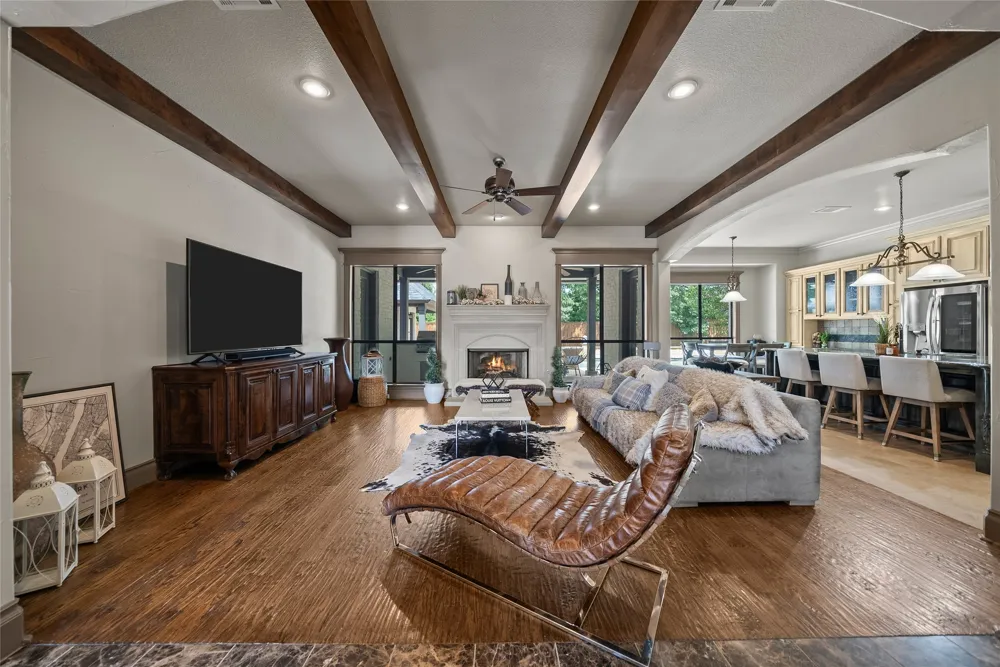 110 Red Oak Drive Krugerville, TX 76227