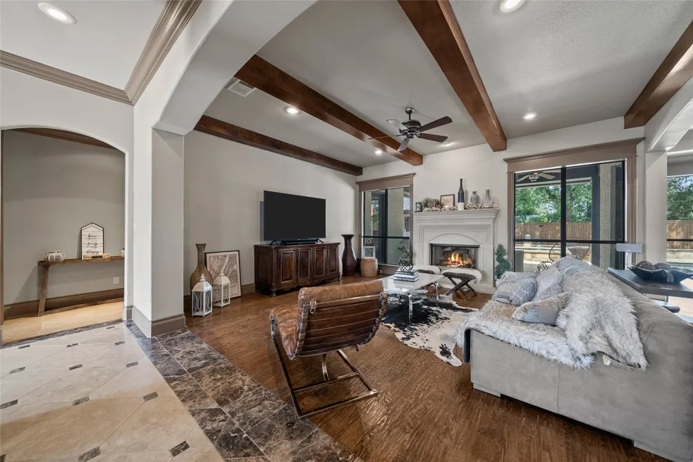 110 Red Oak Drive Krugerville, TX 76227