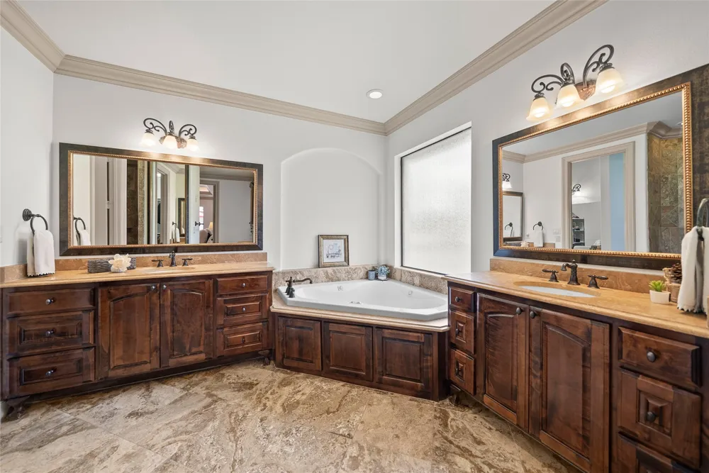 110 Red Oak Drive Krugerville, TX 76227