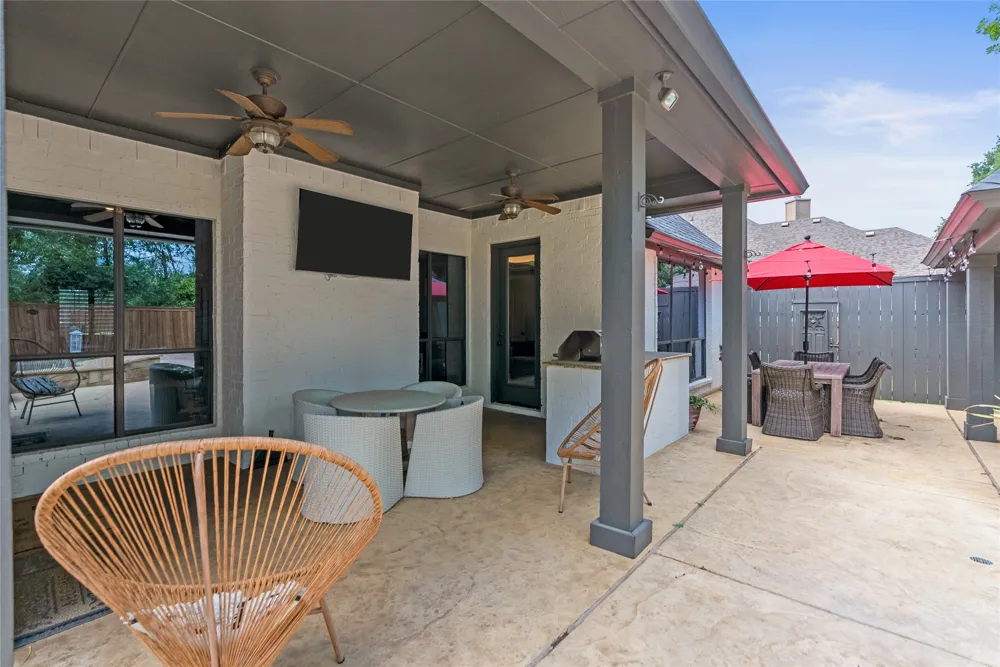 110 Red Oak Drive Krugerville, TX 76227