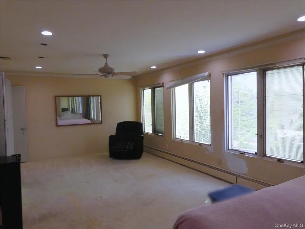 189 Scott Drive Atlantic Beach, NY 11509