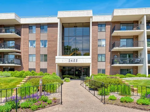 2455 Londin Lane E #322