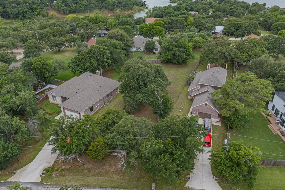 563 Valley Drive Oak Point, TX 75068