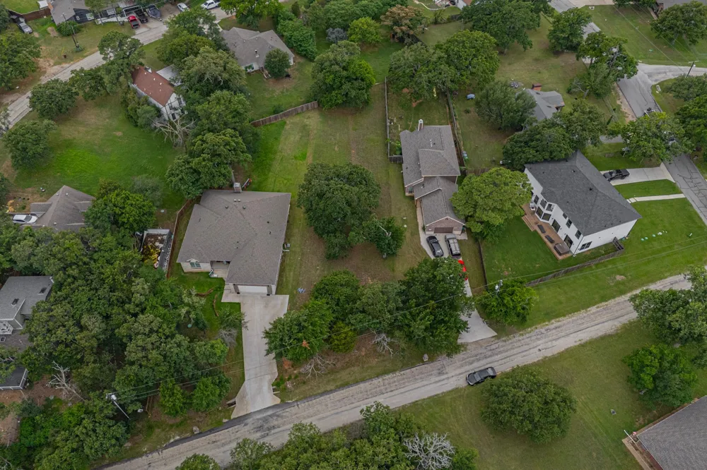 563 Valley Drive Oak Point, TX 75068
