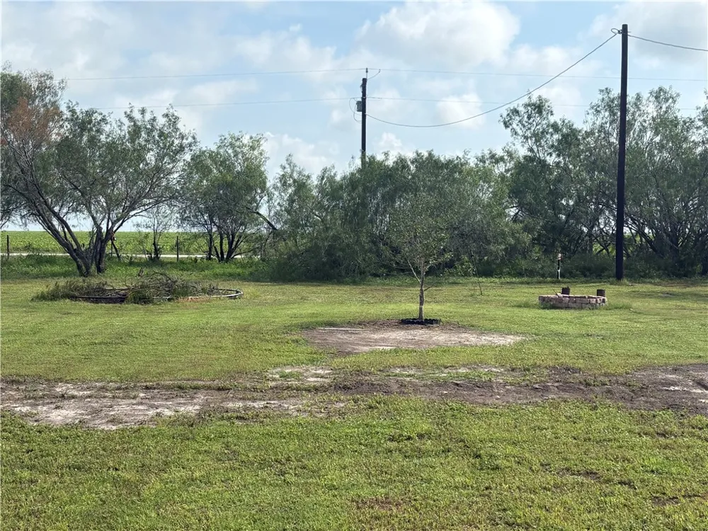6995 County Road 12 Bishop, TX 78343