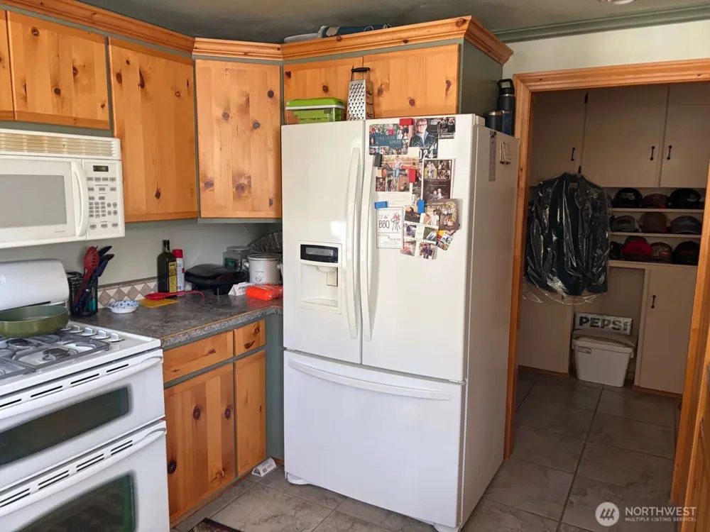 15551 State Route 410 Naches, WA 98937