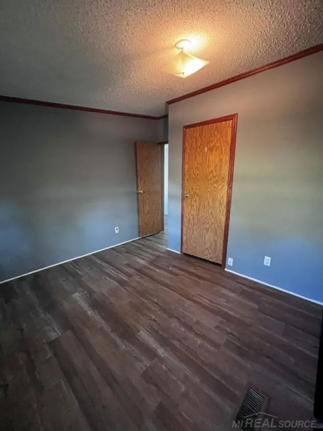 351 Center Street Algonac City, MI 48001