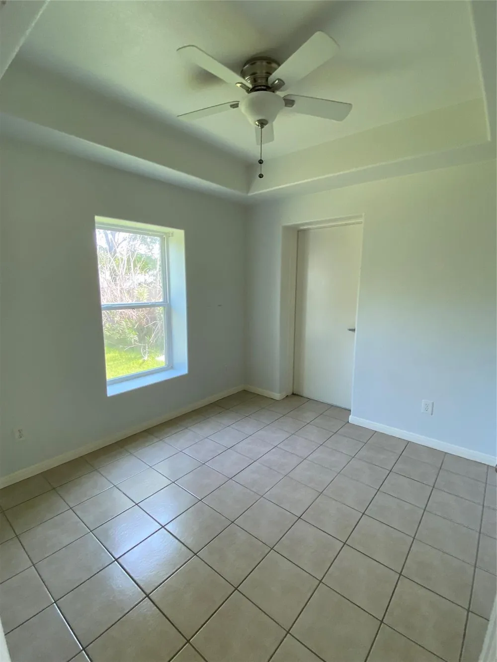 3815 Putnam Drive Bacliff, TX 77518