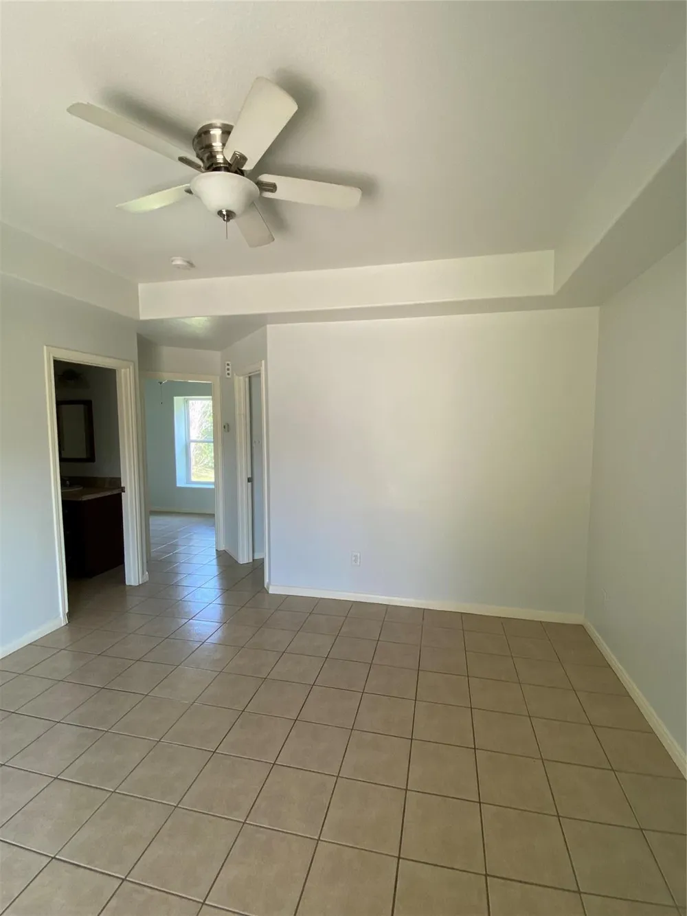 3815 Putnam Drive Bacliff, TX 77518